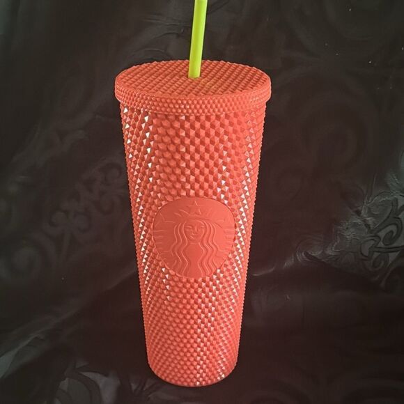 Bright pink  34 ounce starbucks tumbler - Picture 2 of 6